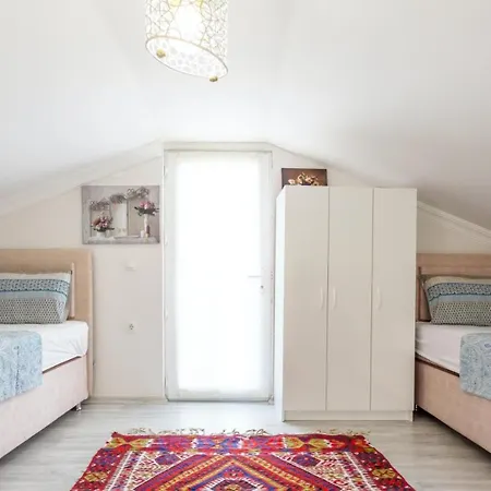 Yaniklar 2 Bedroom 1668 Вилла