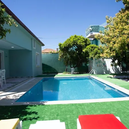 Yaniklar 2 Bedroom 1668 Фетхие